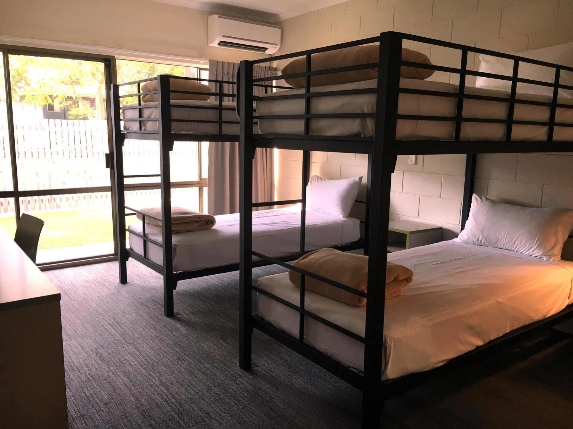 Kondari Hotel Hervey Bay Buitenkant foto